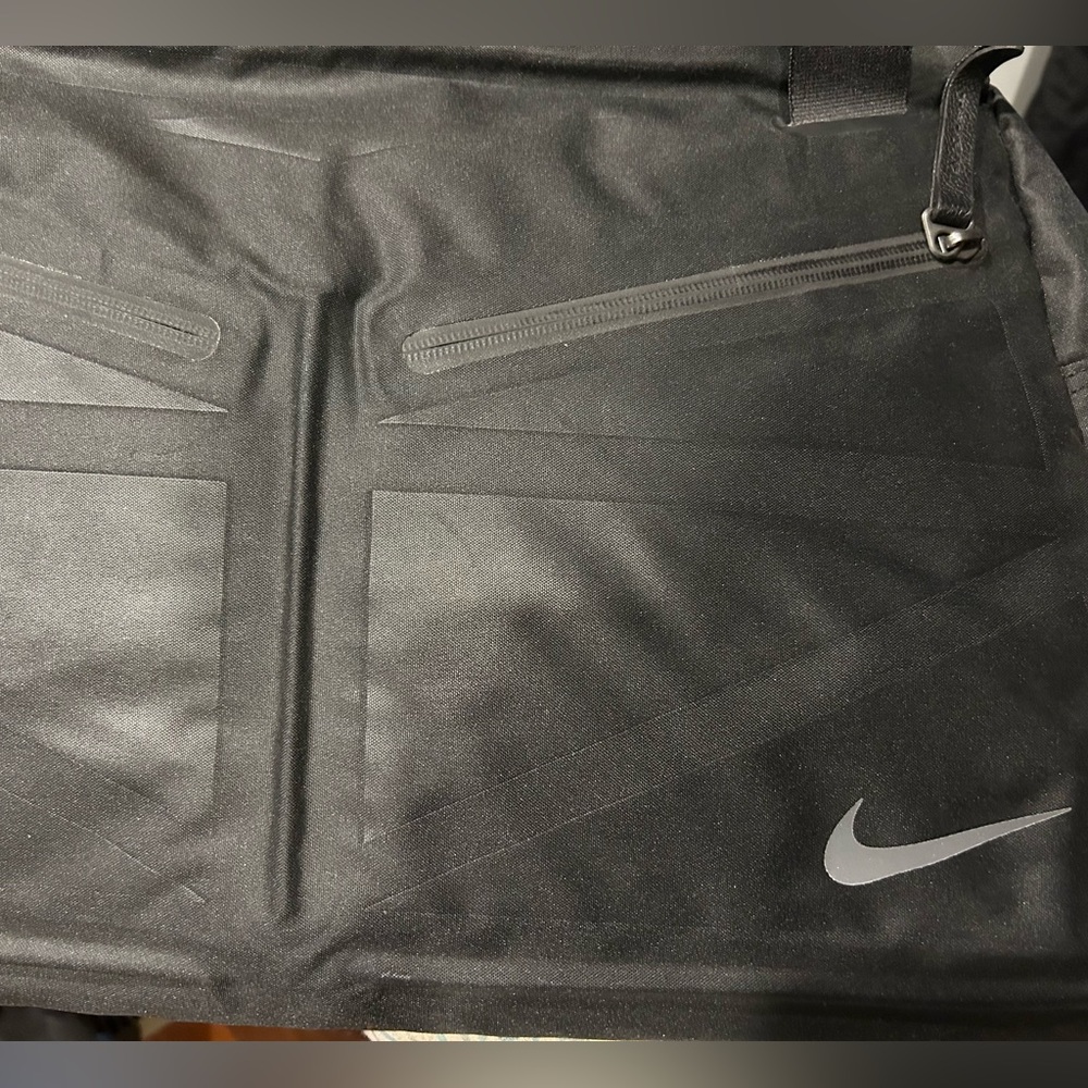 Nike Black Reverie Duffel Bag - Picture 2 of 7